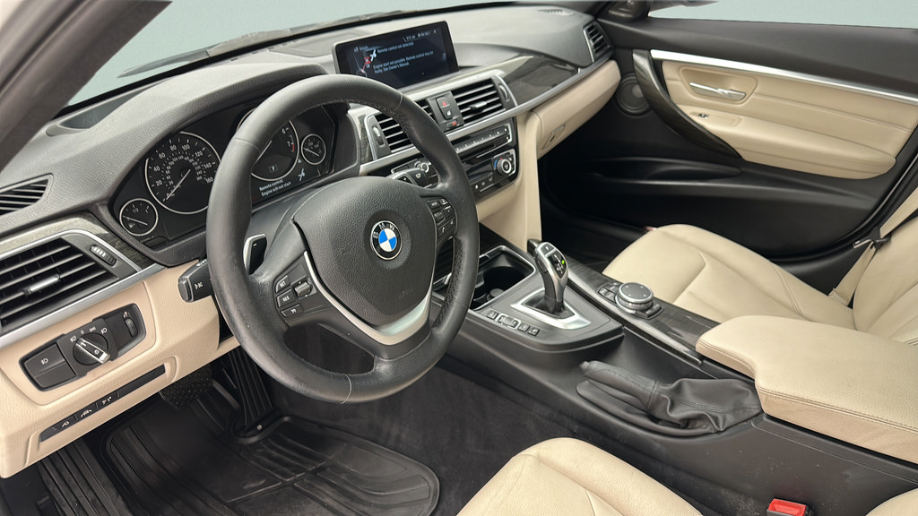 Used 2016 BMW 328i xDrive Sedan AWD/4WD image 10
