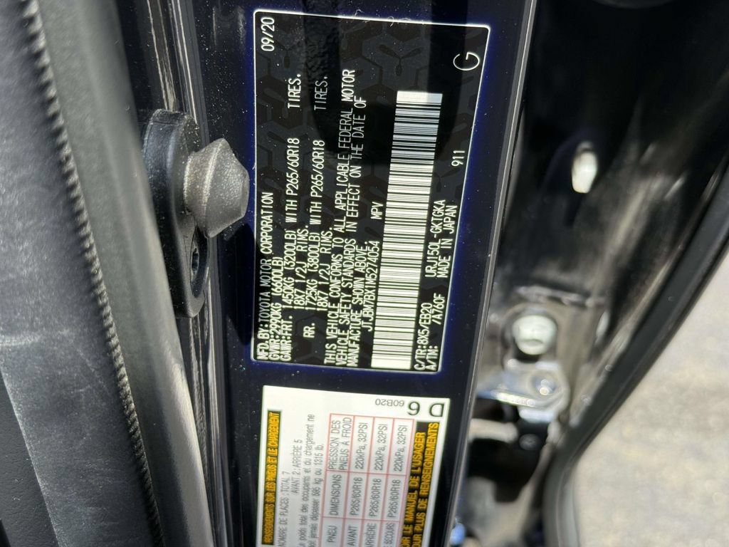 Used 2021 Lexus GX 460 w/ Accessory Package AWD/4WD image 32