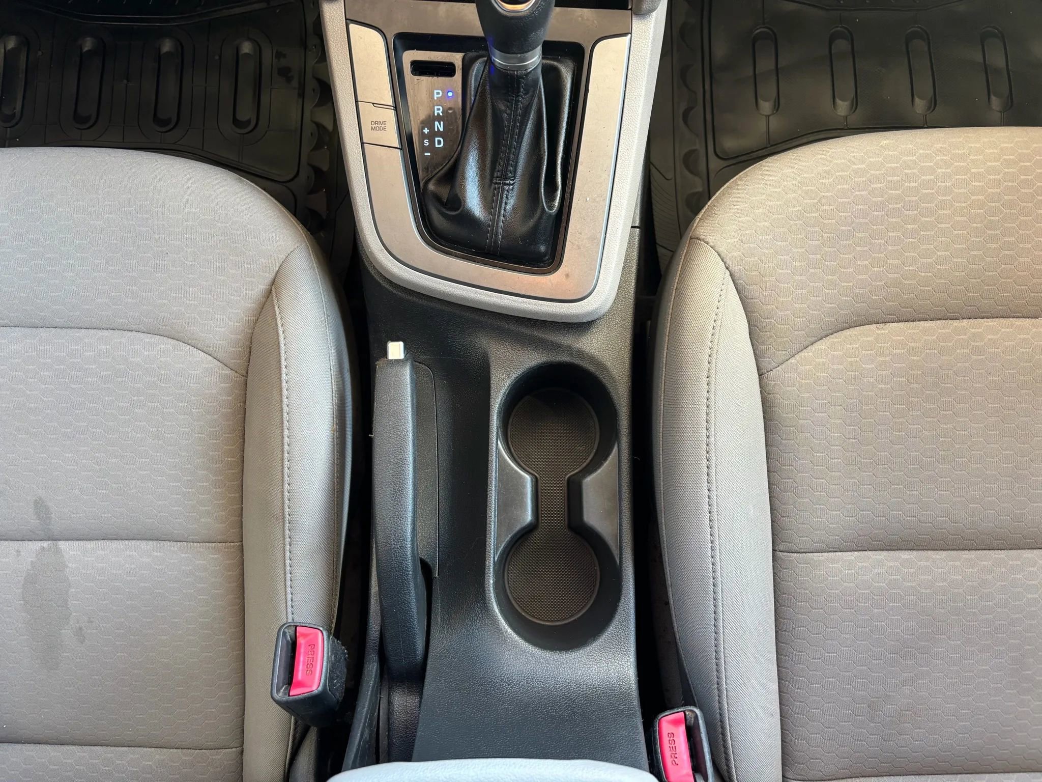 Used 2020 Hyundai Elantra SEL image 18