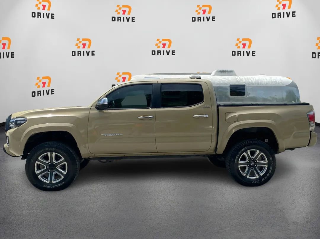 Used 2017 Toyota Tacoma Limited w/ Tow Package AWD/4WD image 8