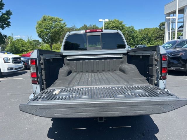Used 2022 Nissan Frontier Pro-X RWD image 10
