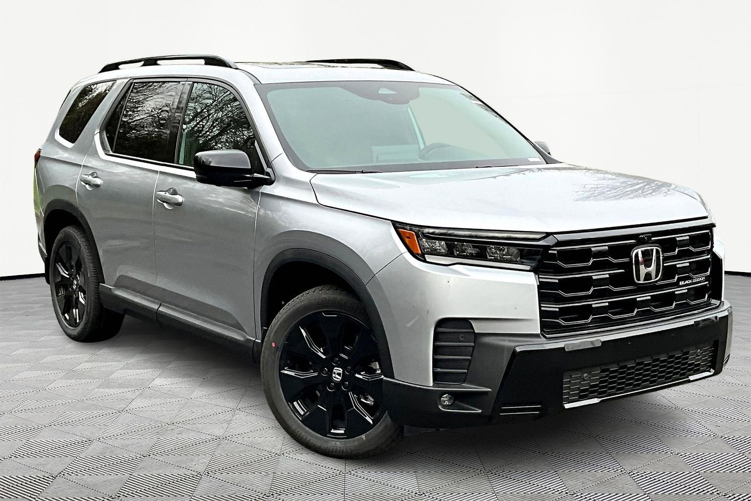 New 2026 Honda Pilot Black Edition image 3