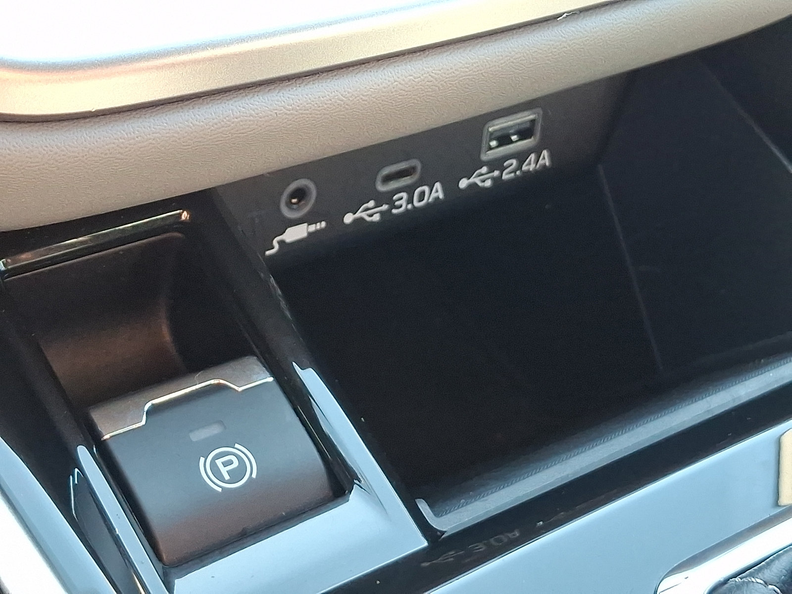 Certified 2025 Subaru Outback Premium AWD/4WD image 25