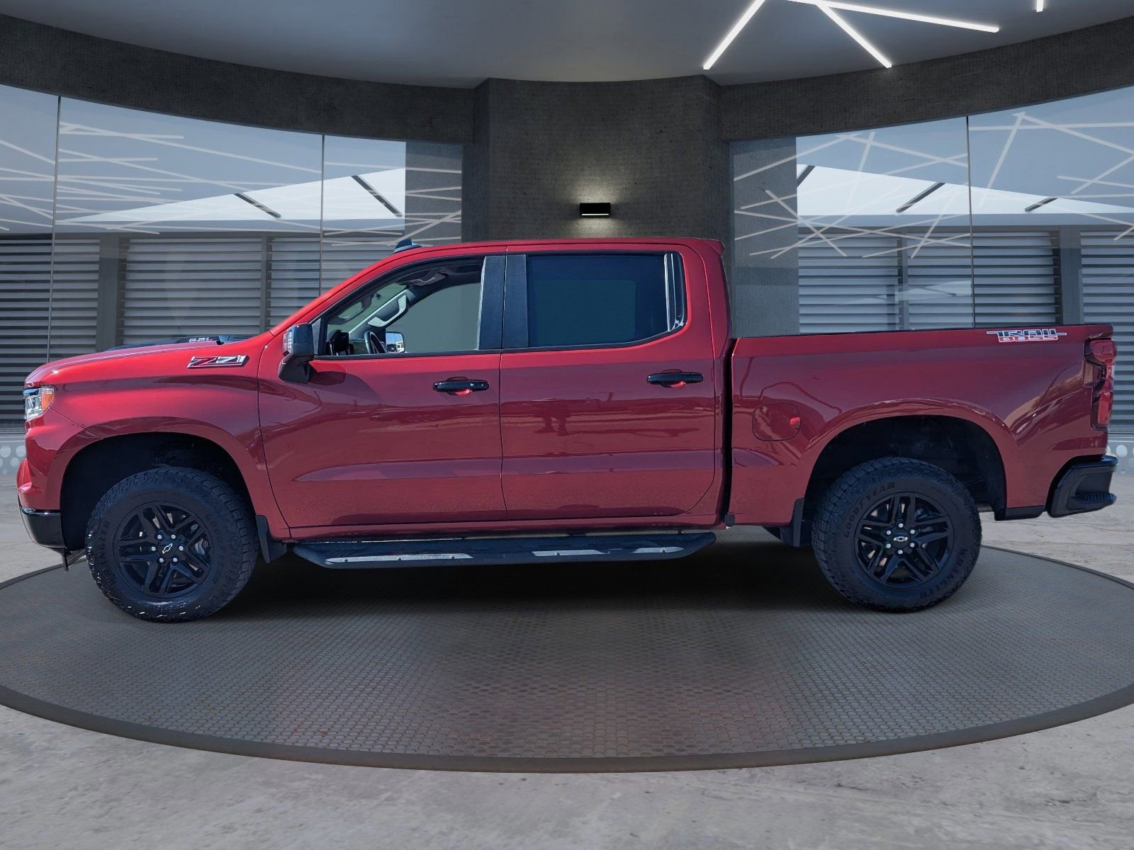 Used 2024 Chevrolet Silverado 1500 LT Trail Boss w/ Convenience Package II image 3