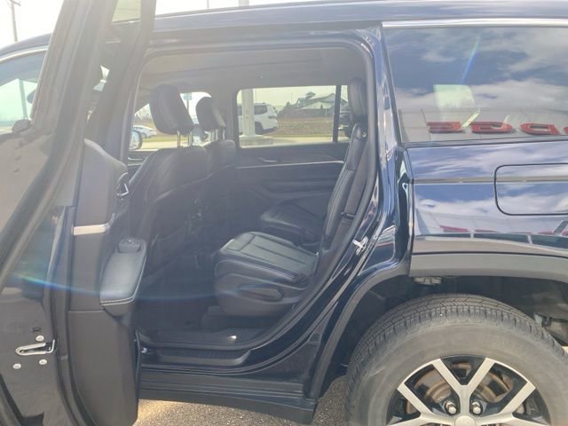Certified 2023 Jeep Grand Cherokee L Limited image 24