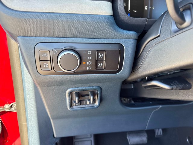 New 2026 Ford Maverick Lariat w/ 4K Tow Package AWD/4WD image 32