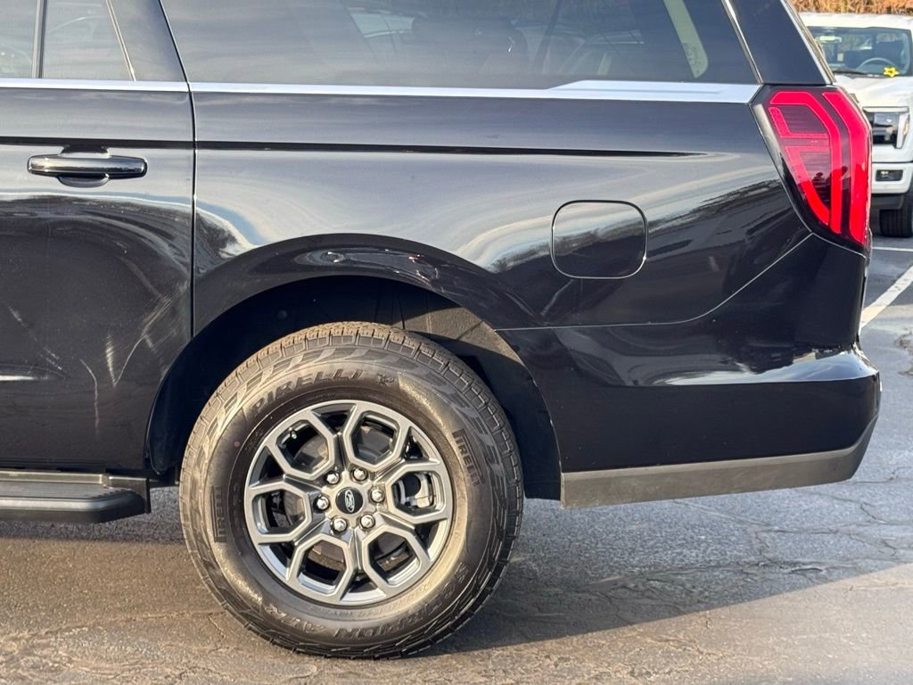 Used 2025 Ford Expedition Max Active image 43