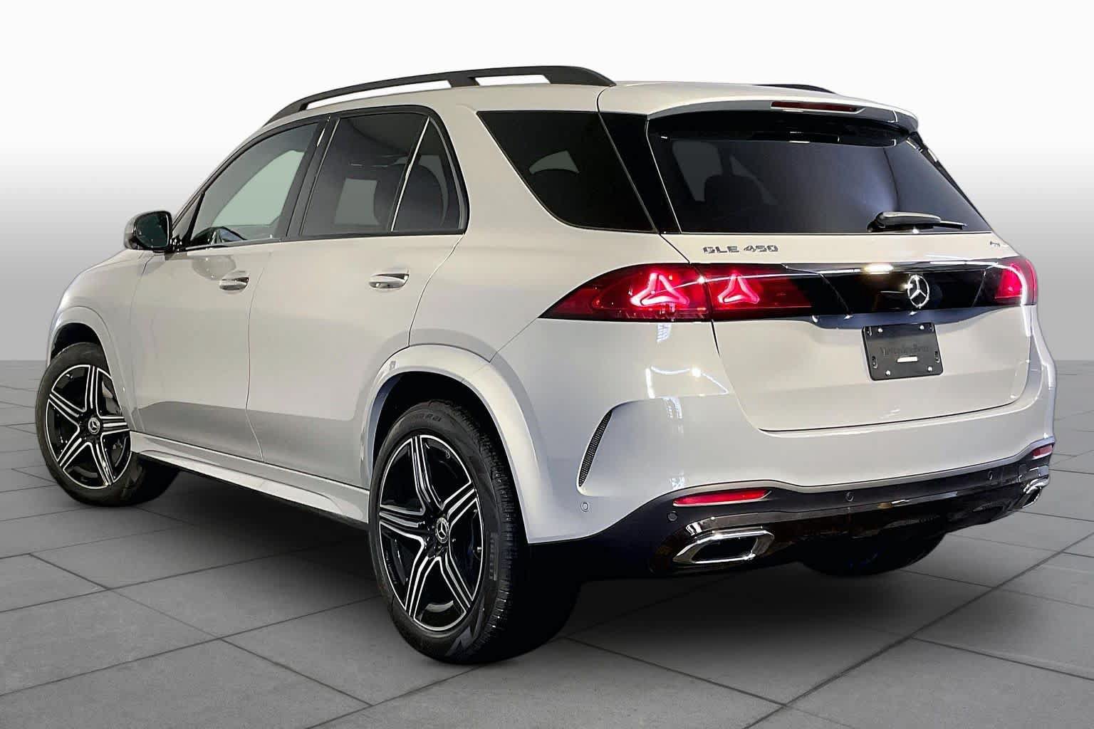 New 2027 Mercedes-Benz GLE 450 4MATIC image 3