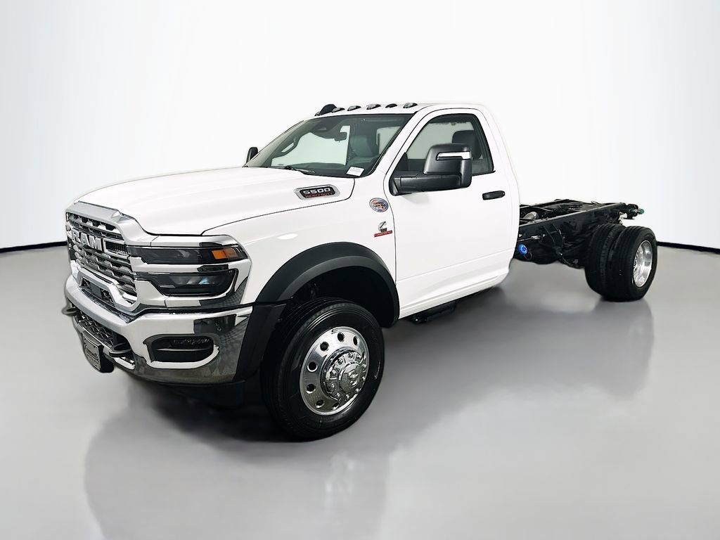 New 2026 RAM 5500 Tradesman w/ Chrome Appearance Group image 3