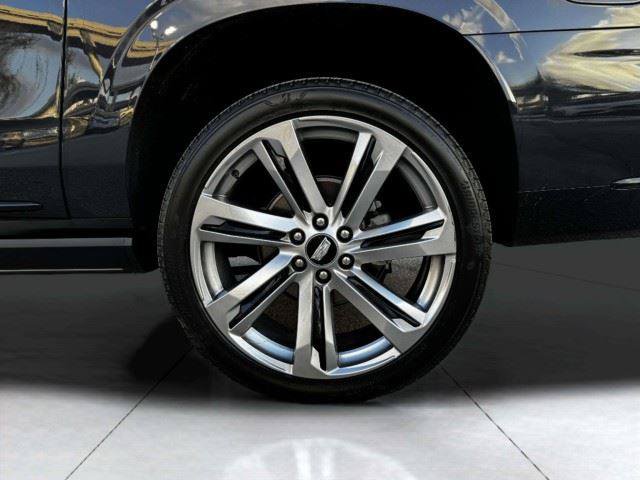 Used 2025 Cadillac Escalade ESV Sport w/ Touring Package AWD/4WD image 57