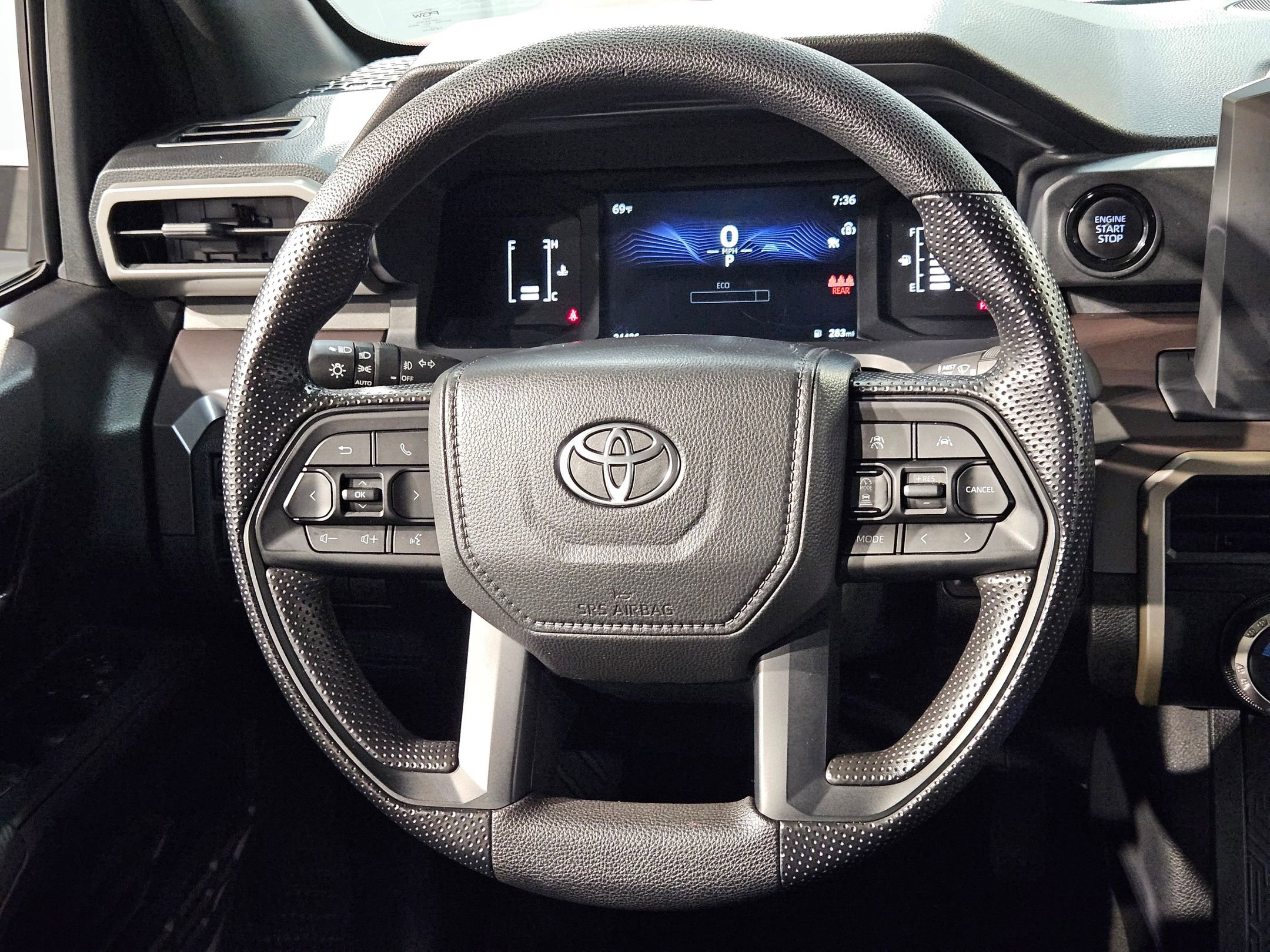 Certified 2025 Toyota Tacoma SR5 image 26