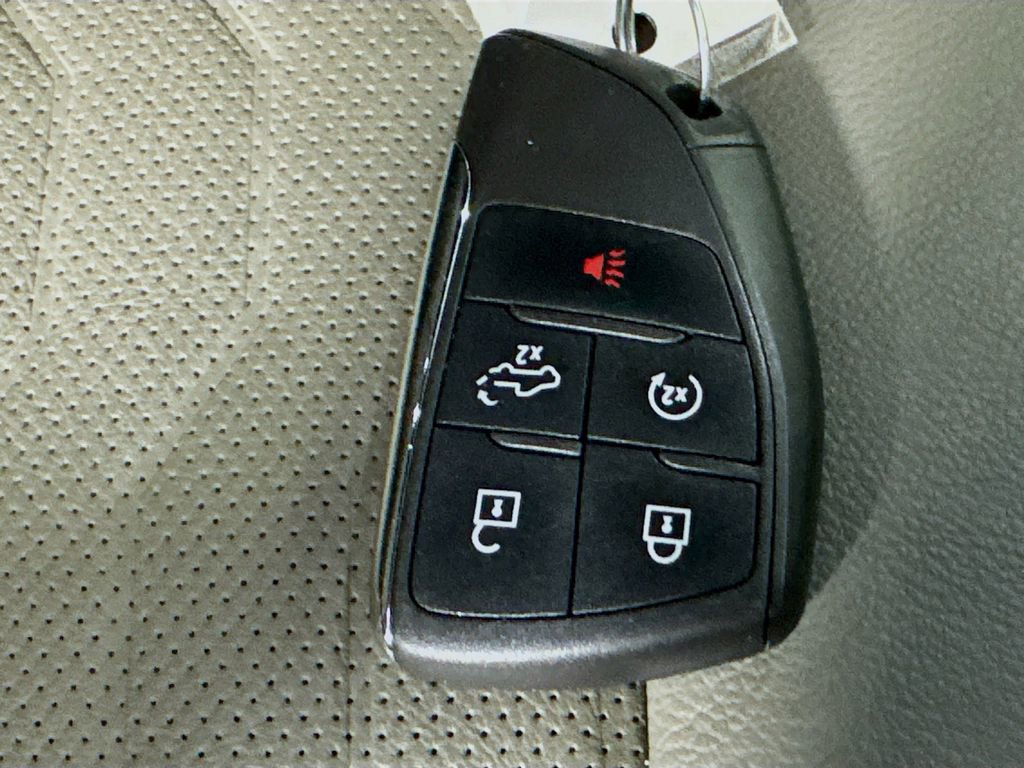 Used 2024 Chevrolet Silverado 1500 ZR2 w/ Technology Package image 34