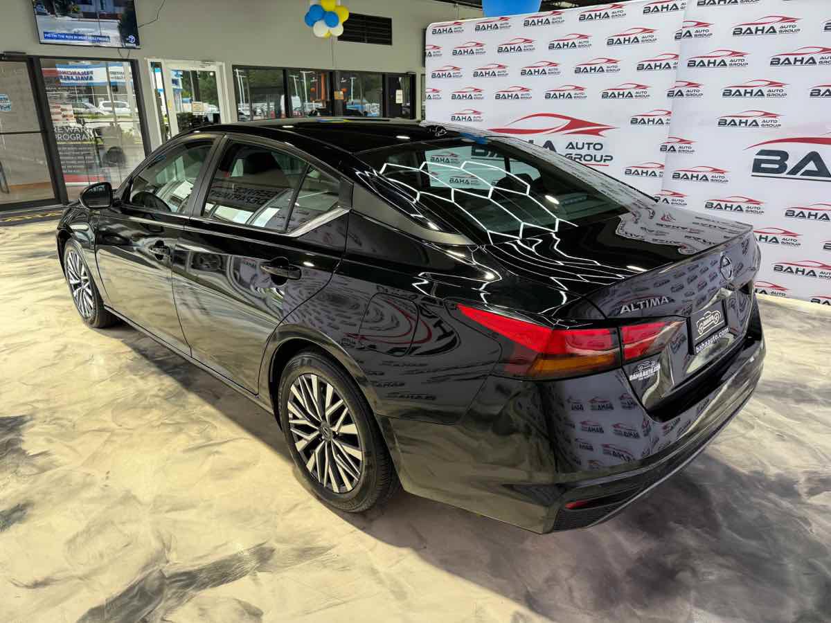 Used 2026 Nissan Altima 2.5 SV FWD image 11