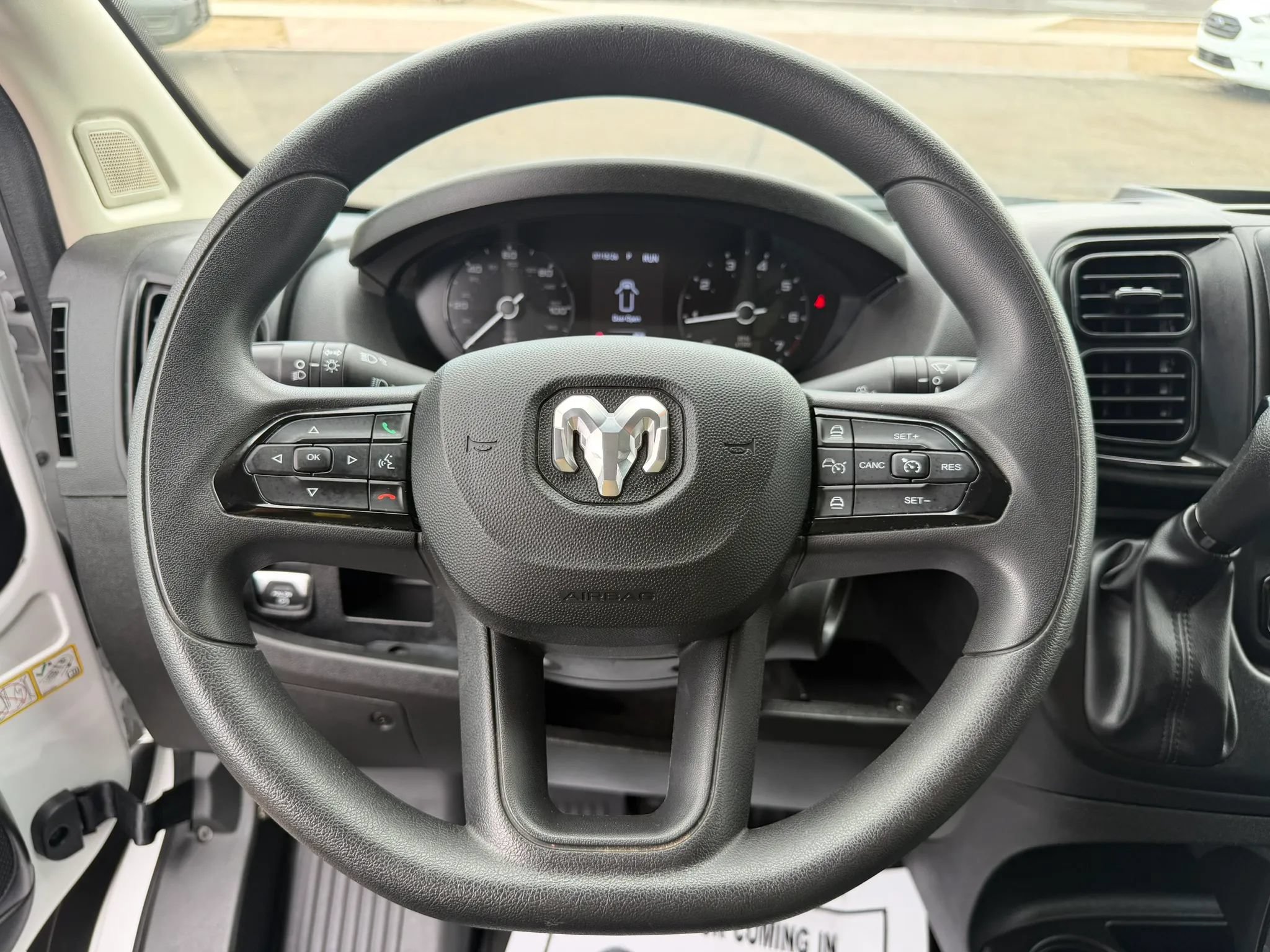 Used 2025 RAM ProMaster 2500 w/ Convenience Group FWD image 19