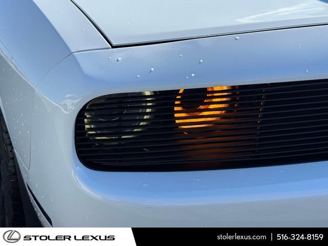 Used 2016 Dodge Challenger R/T Scat Pack w/ Leather Interior Group image 9