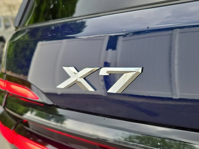 New 2027 BMW X7 xDrive40i w/ M Sport Package AWD/4WD image 16