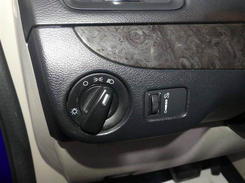 Used 2019 Dodge Grand Caravan SE w/ UConnect Hands-Free Group FWD image 26