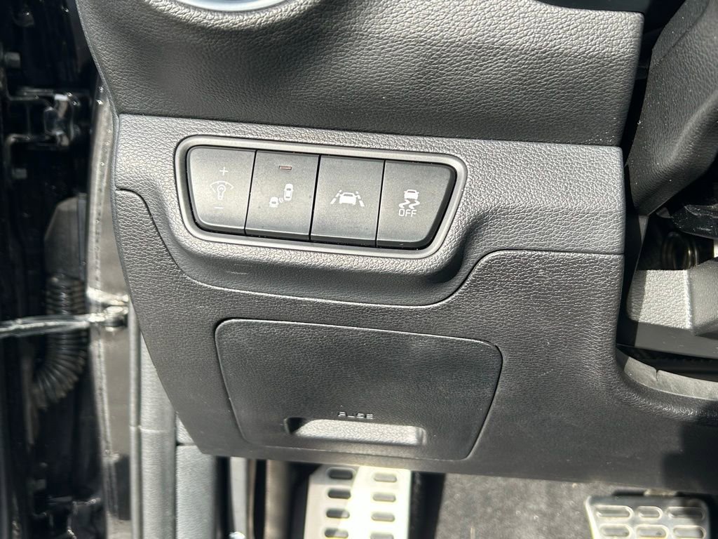 Used 2020 Kia Forte GT-Line w/ GT-Line Premium Package image 17