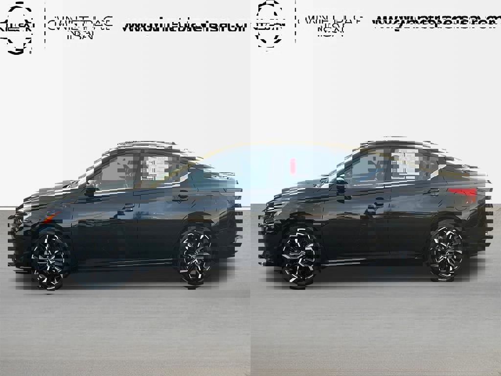 Used 2024 Nissan Altima 2.5 SR w/ SR Premium Package image 8