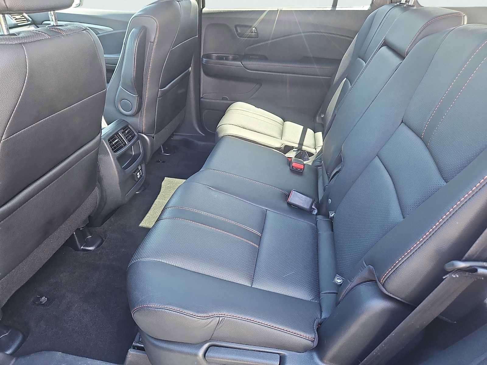 Certified 2023 Honda Passport TrailSport image 33