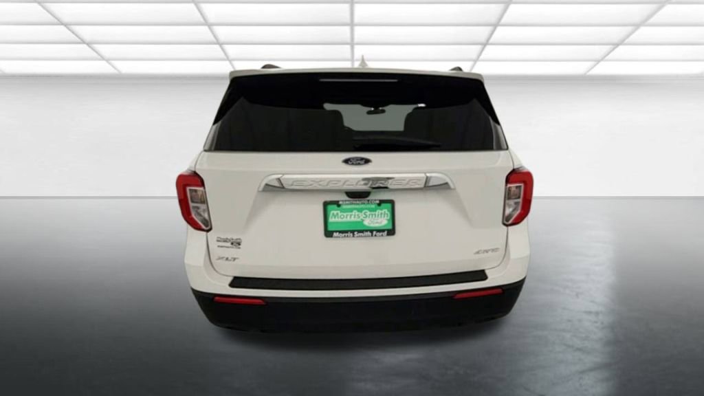 Certified 2023 Ford Explorer XLT image 7