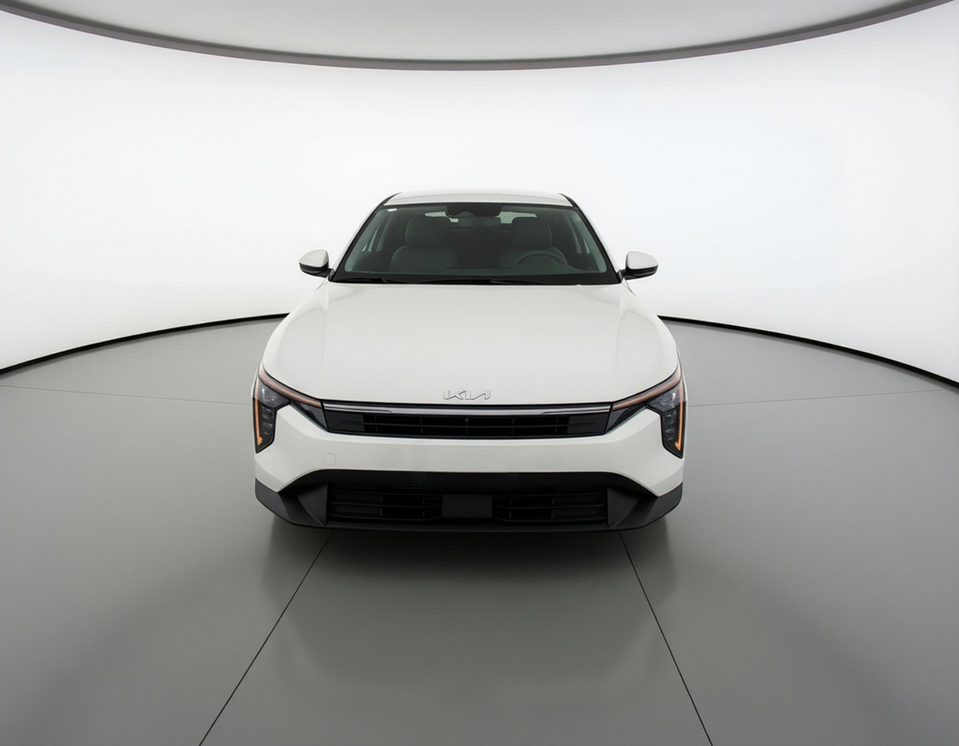 Used 2025 Kia K4 LXS image 2