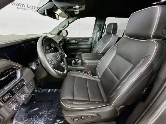Used 2025 GMC Yukon Elevation AWD/4WD image 22