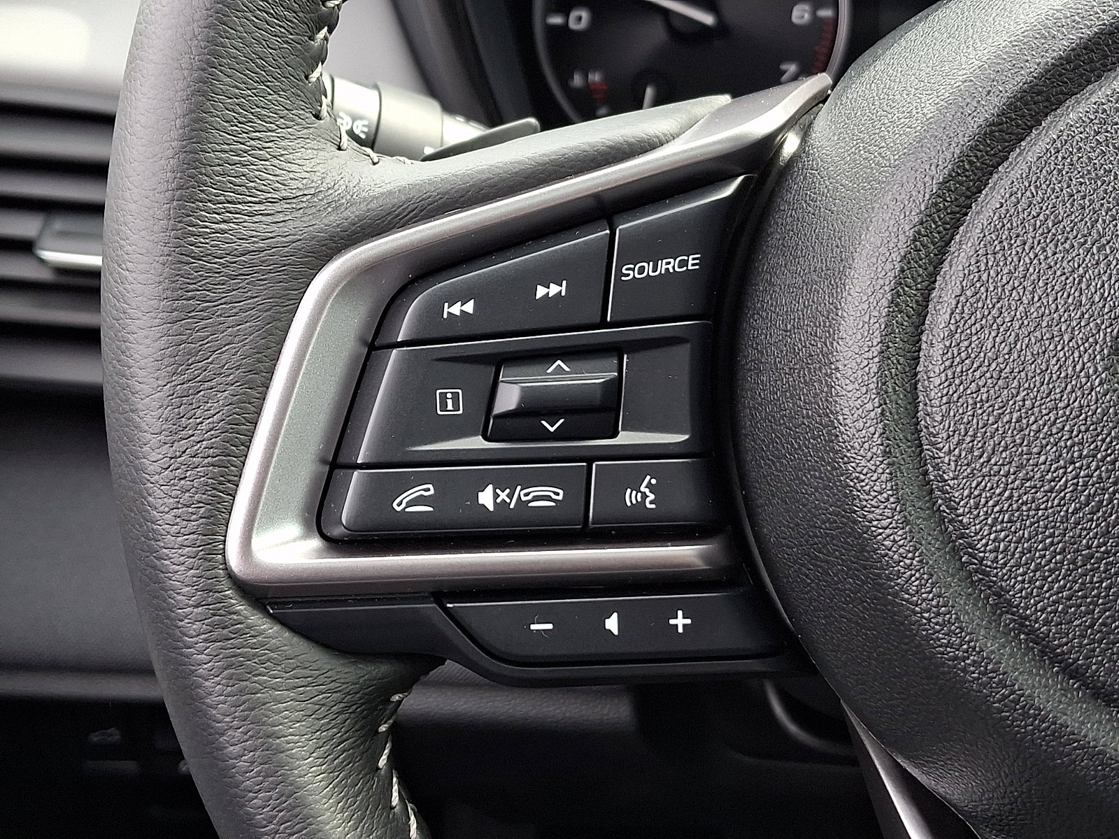 Certified 2025 Subaru Outback Premium w/ Popular Package #1A image 22