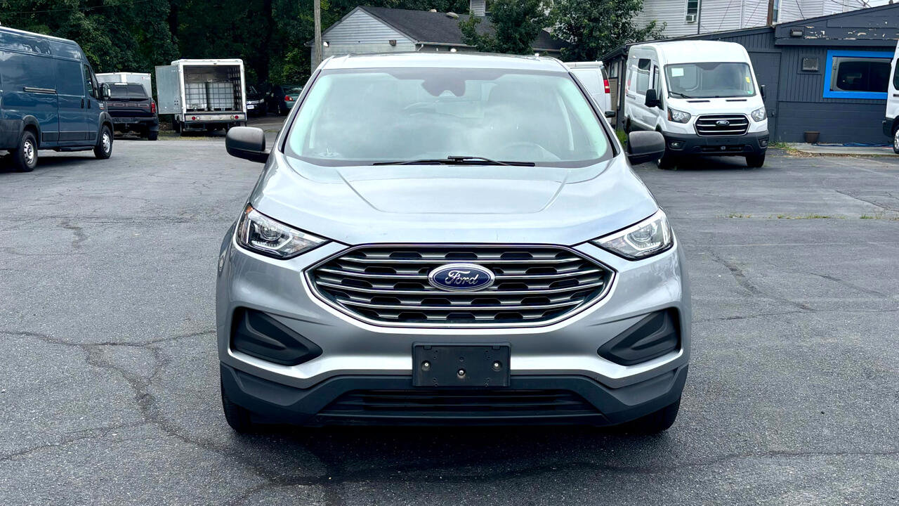 Used 2021 Ford Edge SE image 3