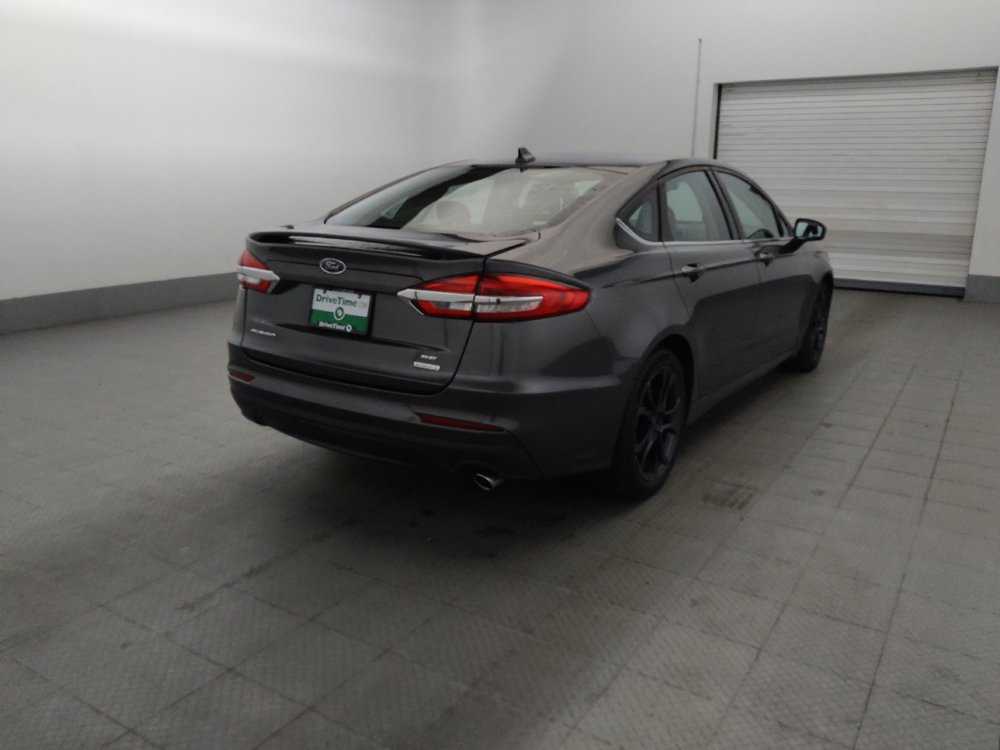 Used 2020 Ford Fusion SE w/ Equipment Group 151A FWD image 9