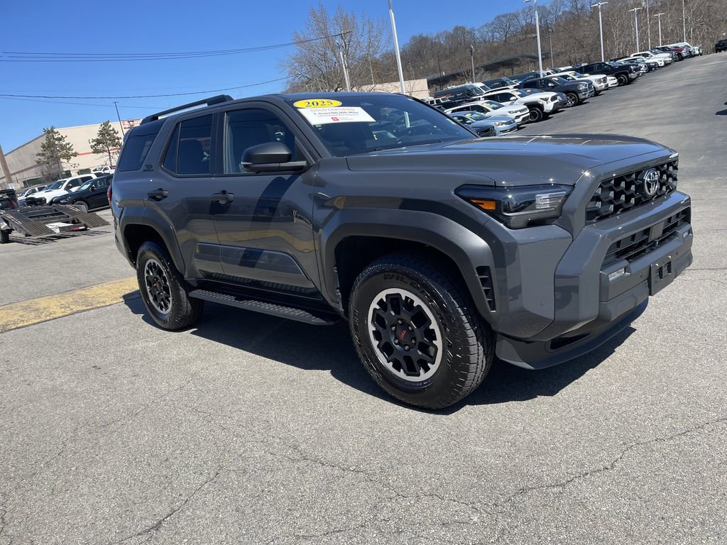 Used 2025 Toyota 4Runner TRD Off-Road Premium w/ Tow Technology Package image 6