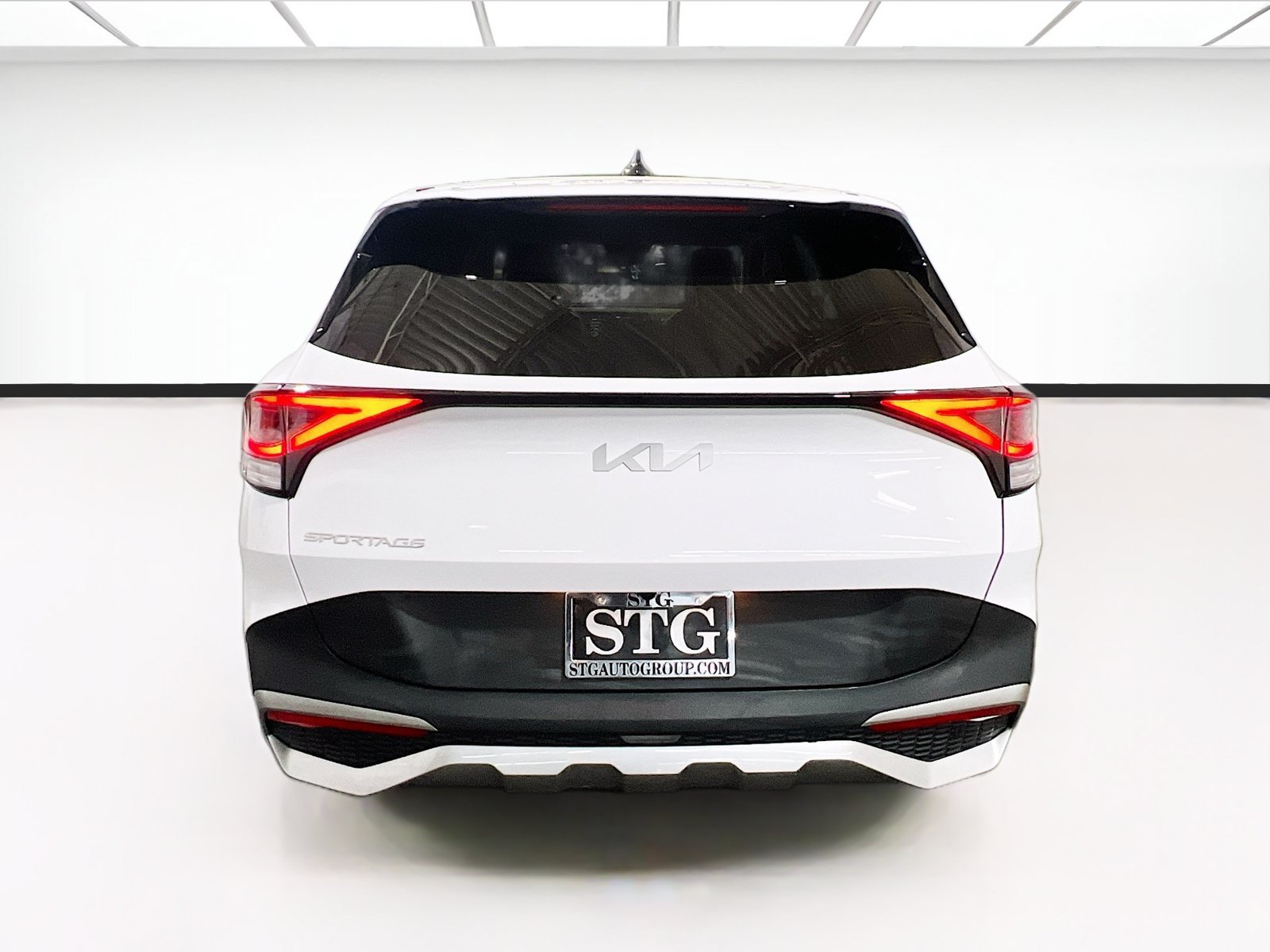 Used 2023 Kia Sportage EX FWD image 5