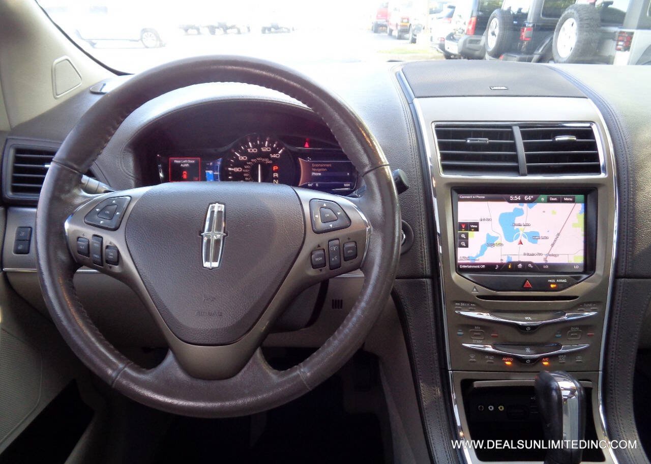 Used 2015 Lincoln MKX AWD w/ Equipment Group 102A image 10