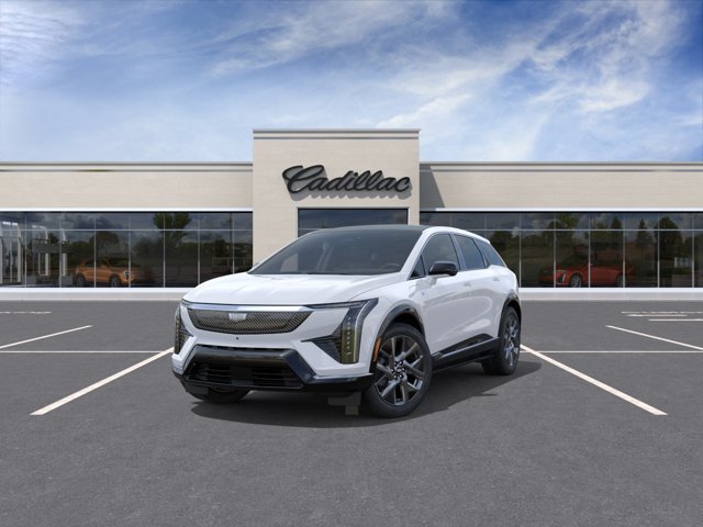 New 2027 Cadillac Optiq Luxury w/ LPO, Floor Liner Package AWD/4WD image 8