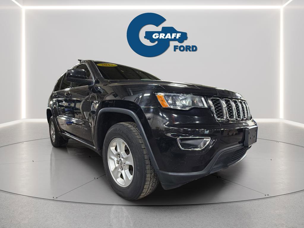 Used 2017 Jeep Grand Cherokee Laredo w/ Quick Order Package 23E AWD/4WD image 11