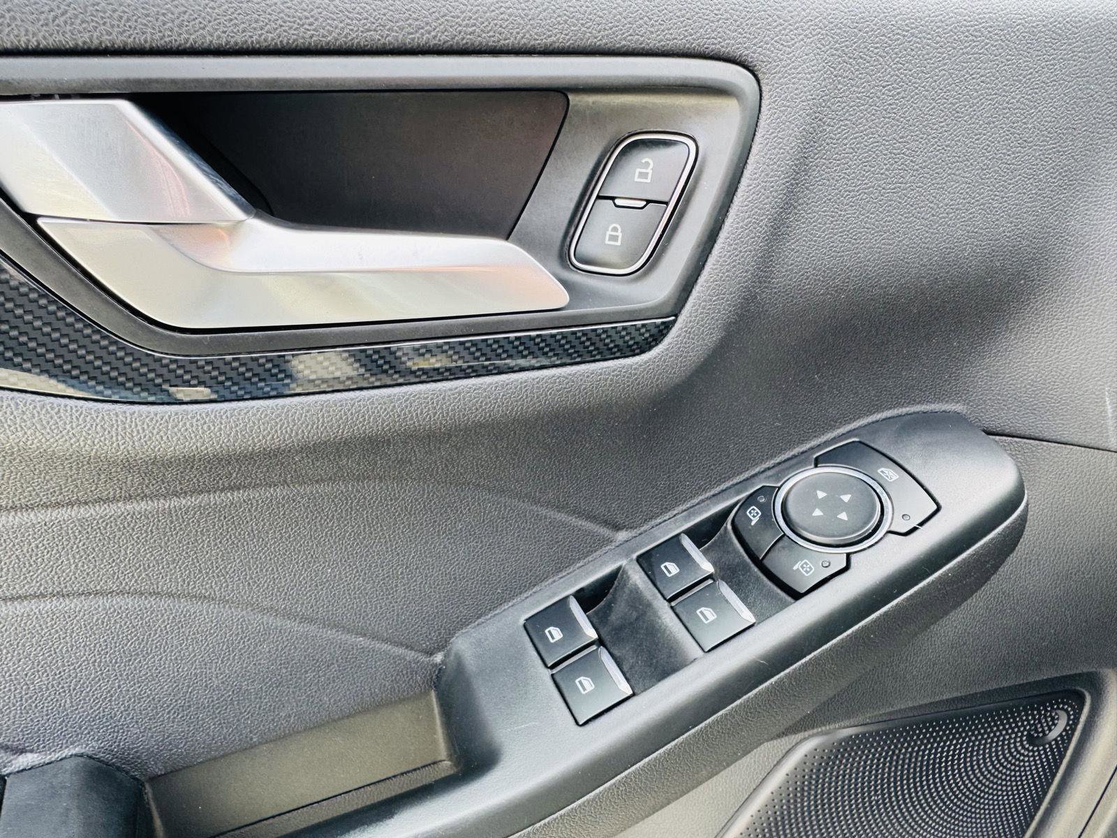 Used 2024 Ford Escape ST-Line w/ Tech Pack #1 image 17