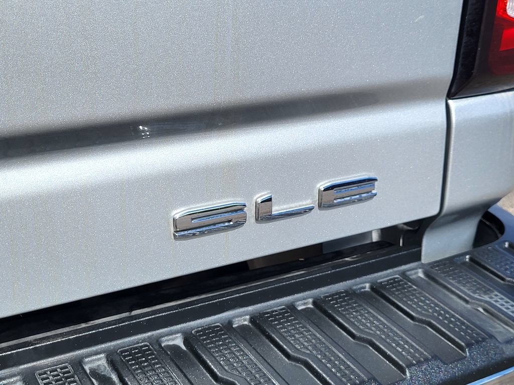 Used 2023 GMC Sierra 2500 SLE AWD/4WD image 9