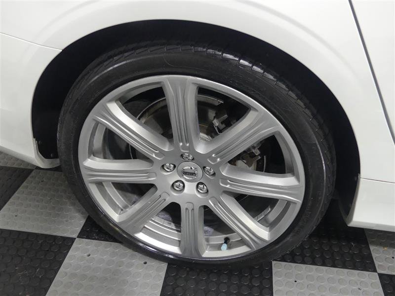 Used 2018 Volvo S90 T6 Inscription image 17