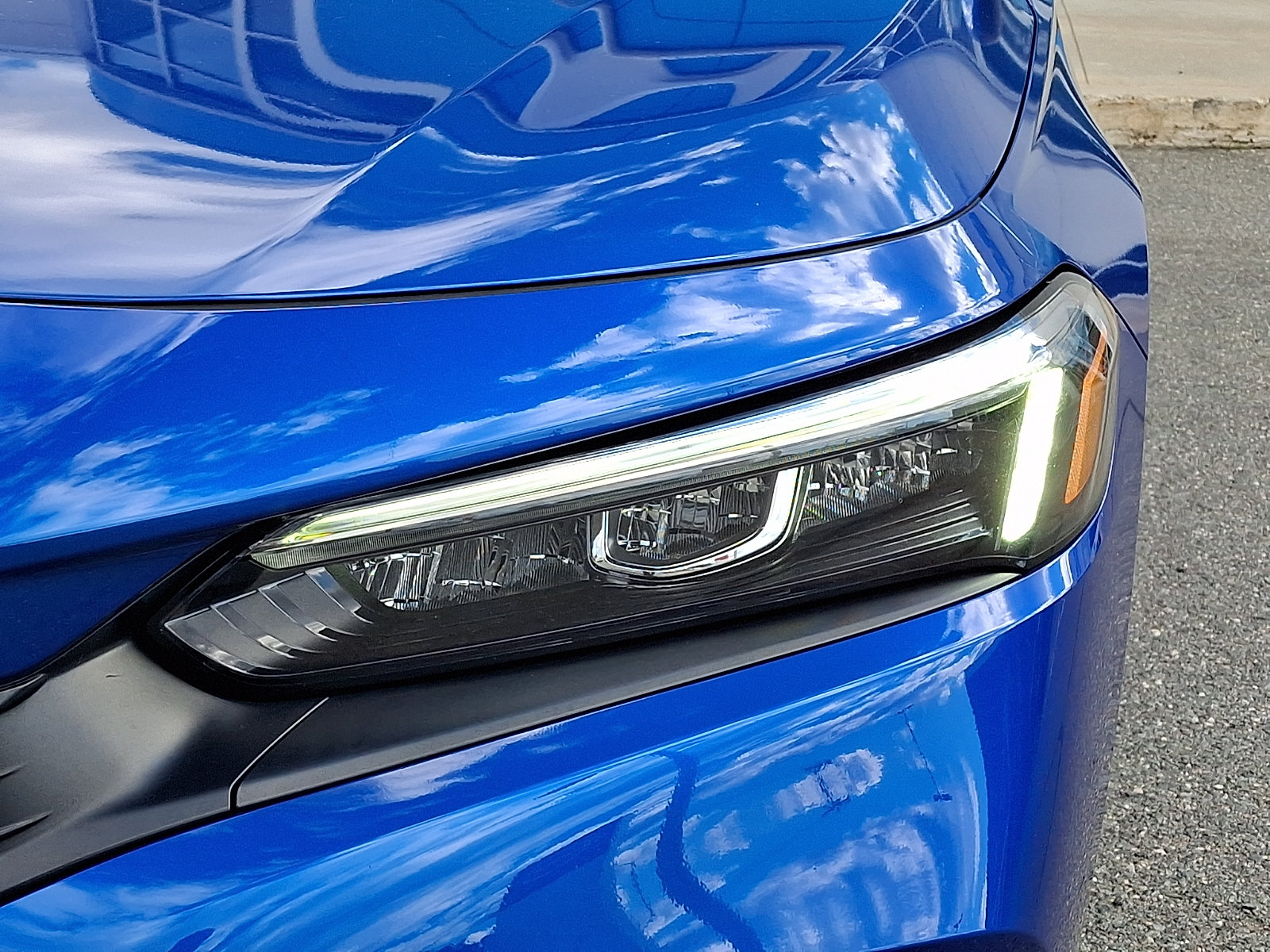 Used 2024 Honda Civic EX image 9