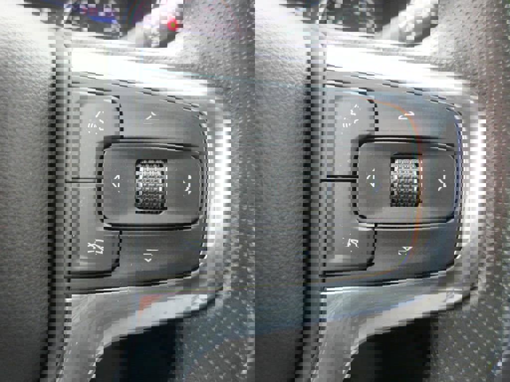 Used 2024 Chevrolet Blazer LT w/ Convenience Package image 25