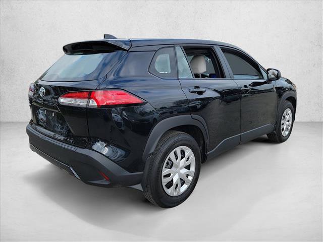 Used 2025 Toyota Corolla Cross L image 5
