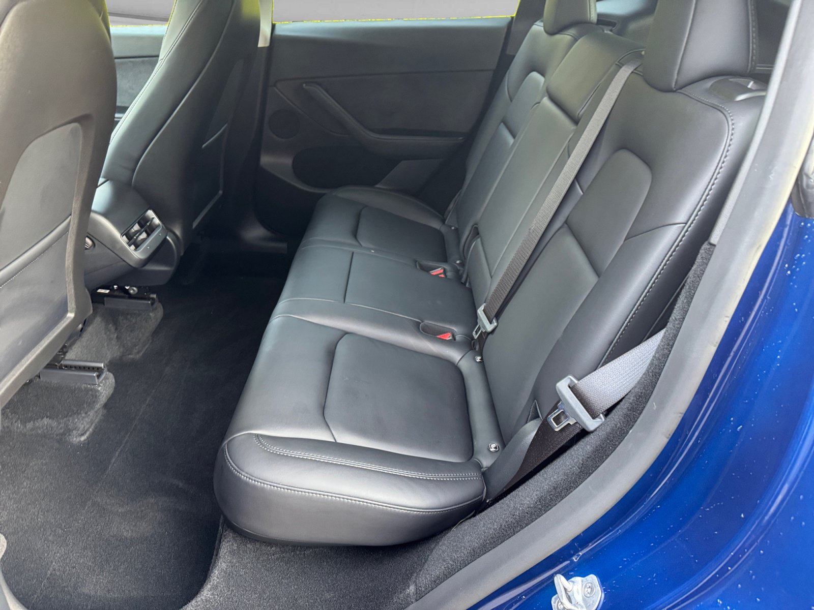 Used 2024 Tesla Model Y 2WD image 15