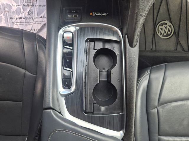 Used 2024 Buick Enclave Essence w/ Experience Buick Package FWD image 31