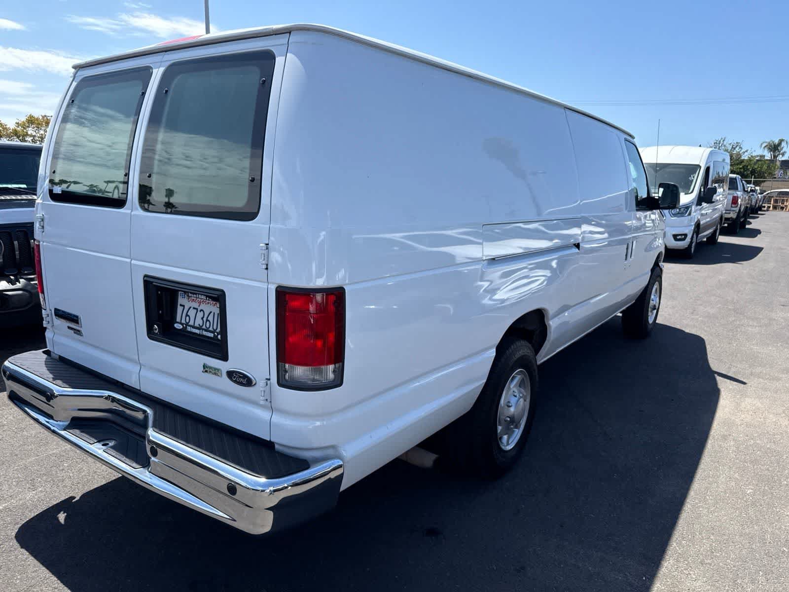 Used 2014 Ford E-250 and Econoline 250 Extended RWD image 5