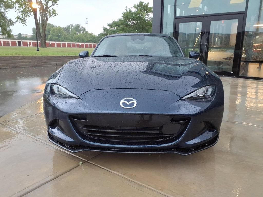 New 2026 MAZDA MX-5 Miata Grand Touring w/ Appearance Package RWD image 2