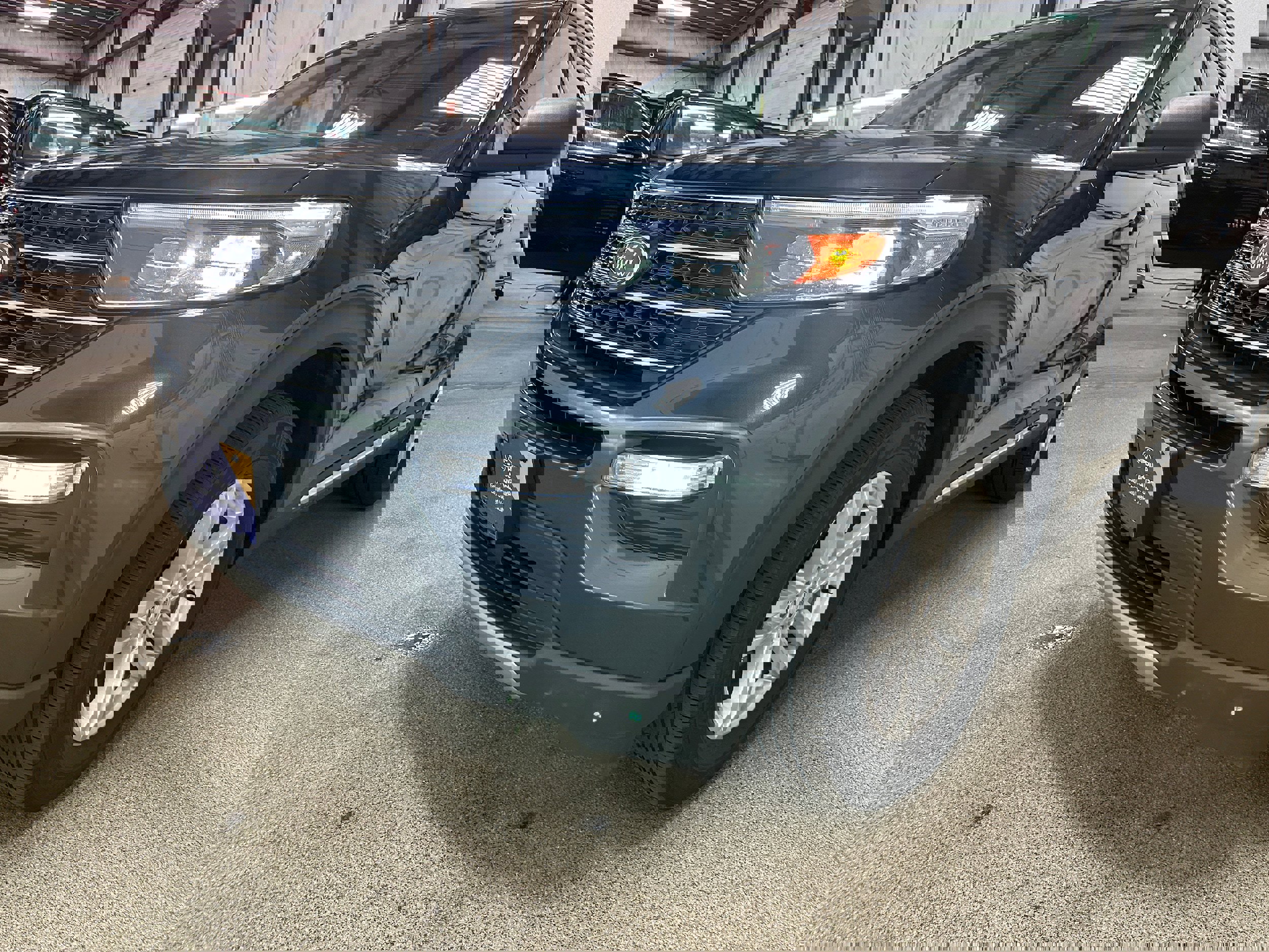 Certified 2023 Ford Explorer XLT w/ Equipment Group 202A image 33