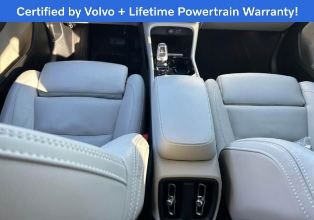 Used 2024 Volvo XC40 B5 Plus w/ Climate Package image 8