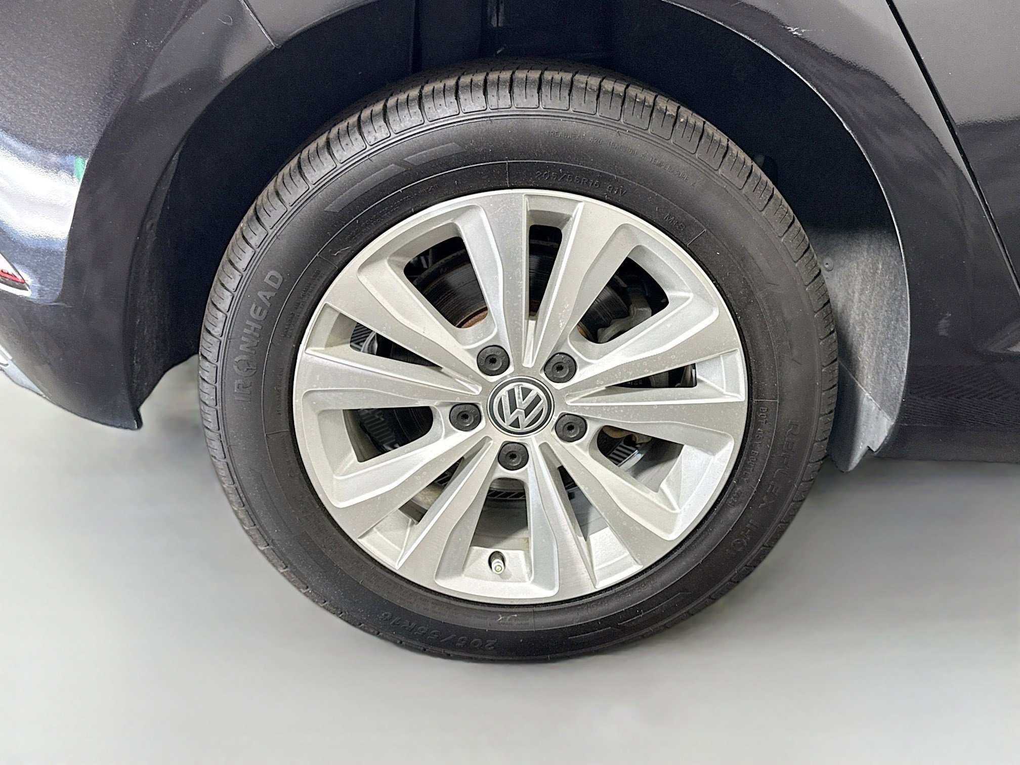 Used 2020 Volkswagen Golf 4-Door image 33