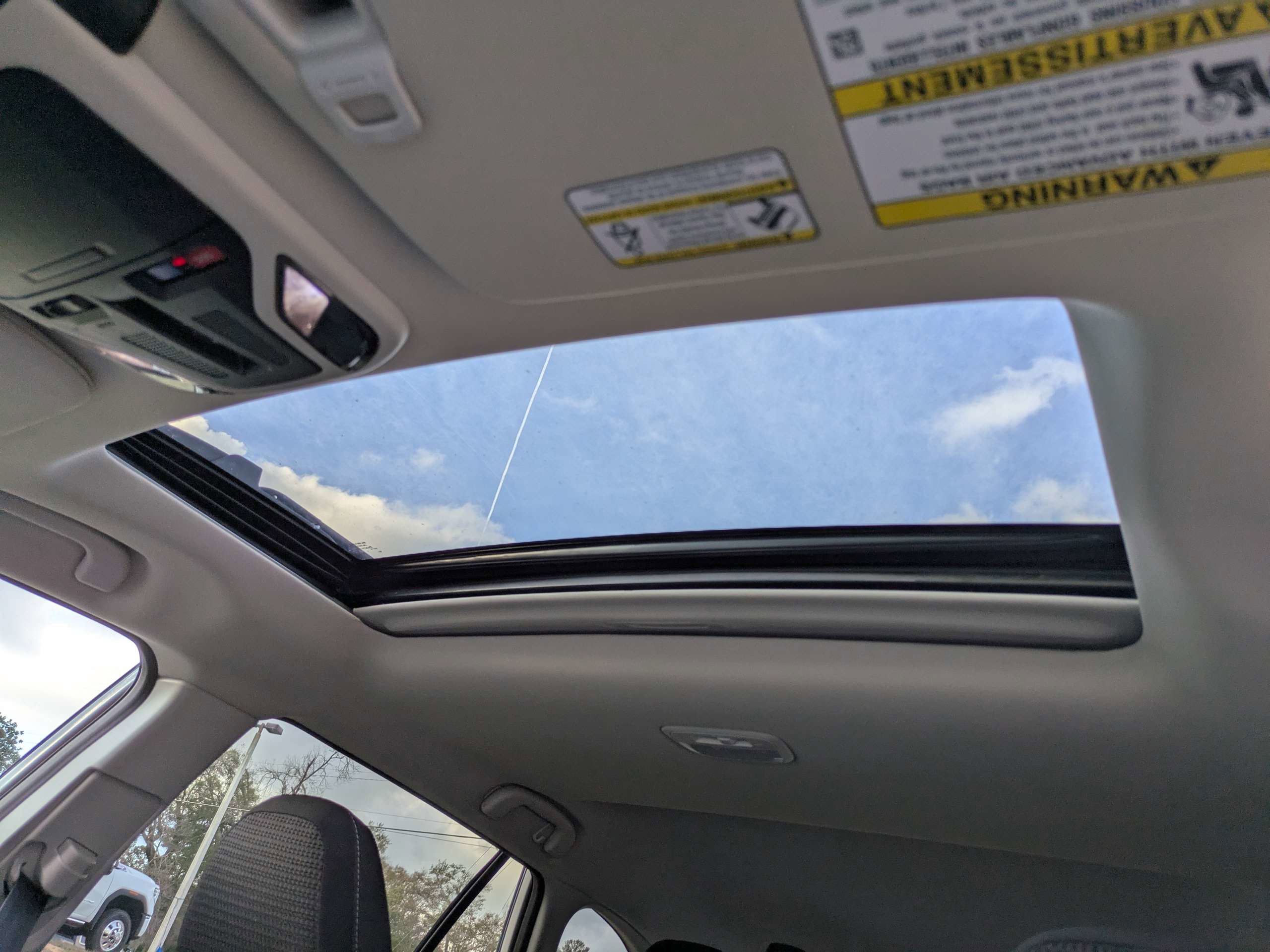 Used 2023 Subaru Outback Premium image 33