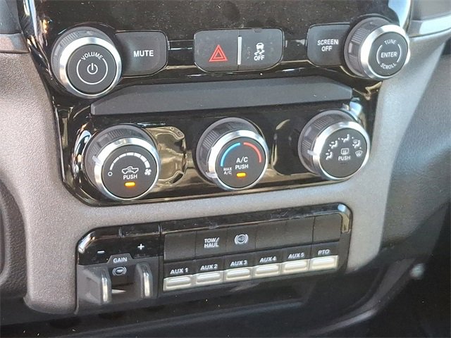 Used 2025 RAM 3500 Tradesman w/ Chrome Appearance Group image 15